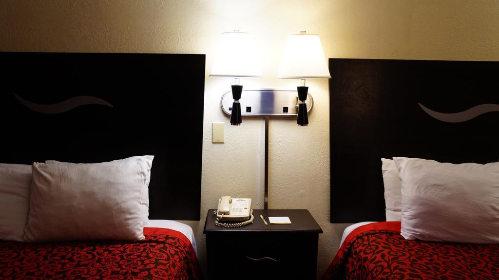 Days Inn Kansas City-Worlds Of Fun Rum bild